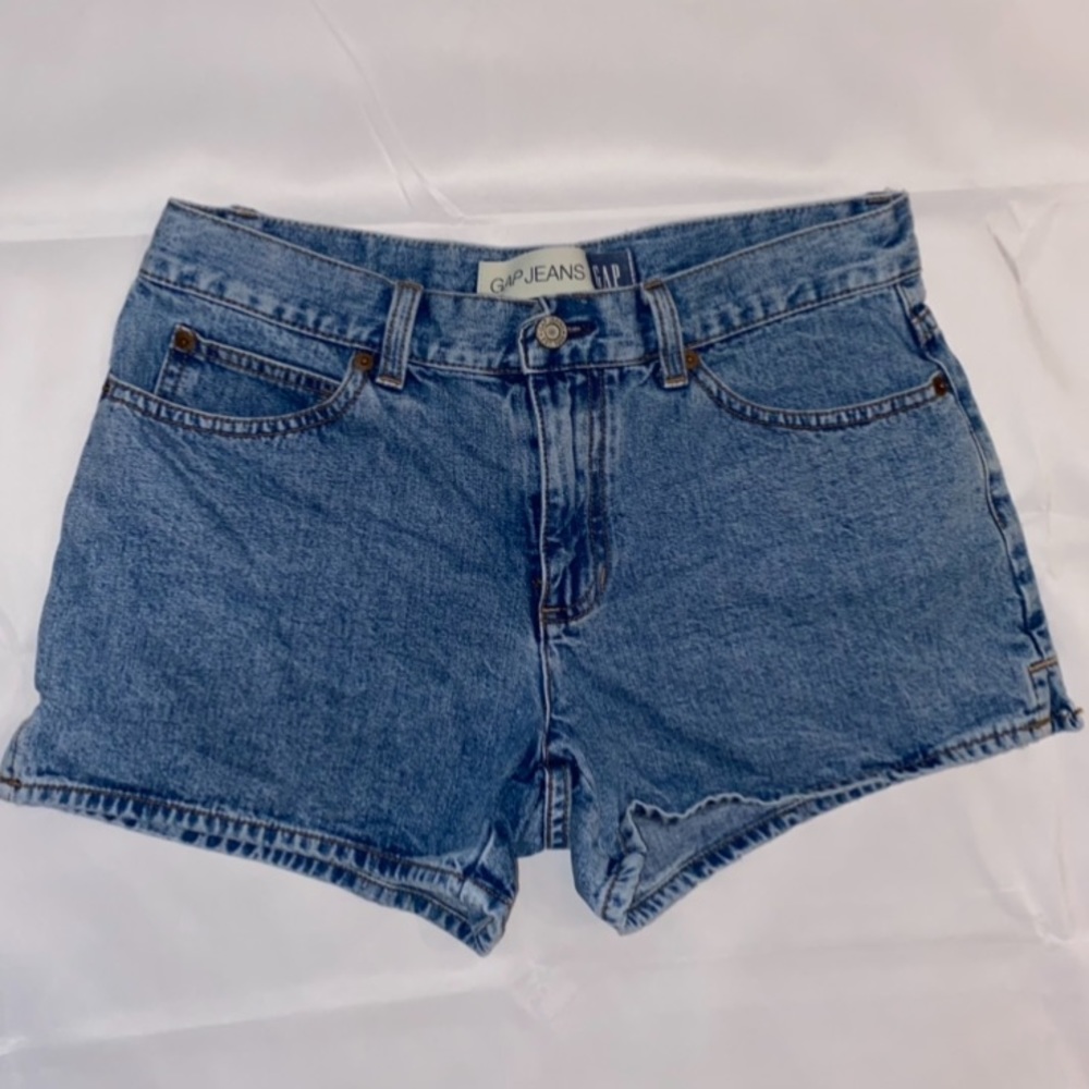 Vintage 2001 GAP Jeans High Waisted Blue Denim Wash Jean Shorts - Size 6